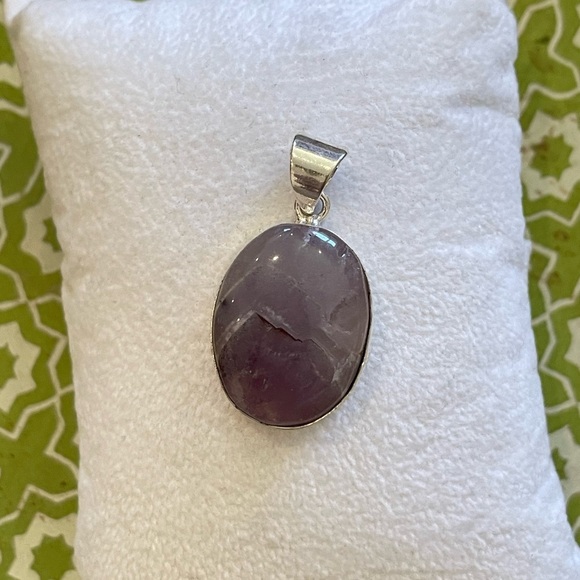 Natural Sage Amethyst Silver Plated Oval Pendant Light Purple 1.5” x .75” – NEW - Picture 1 of 7